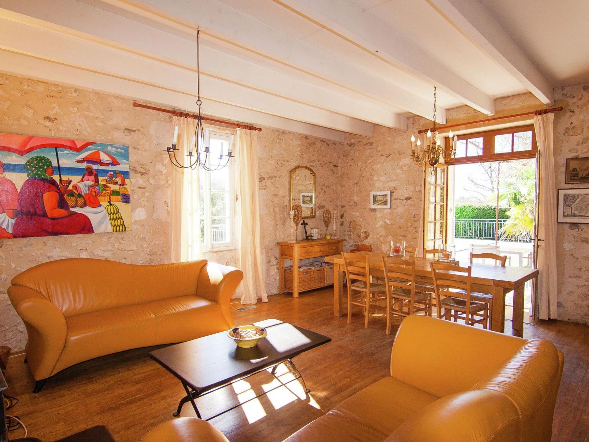 Villa Warm Mansion With Swimming Pool In Sigoul S Pomport Exterior foto