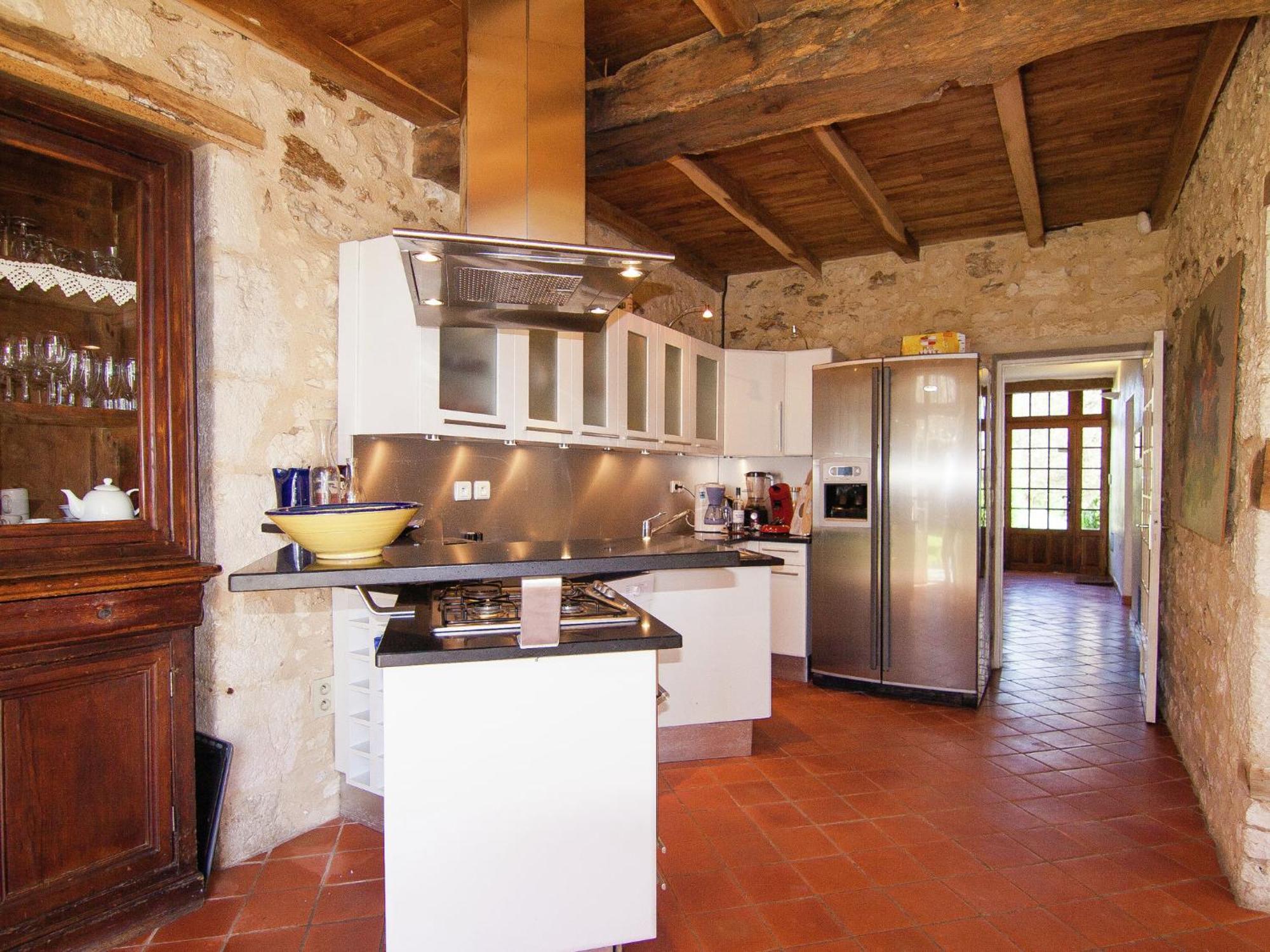 Villa Warm Mansion With Swimming Pool In Sigoul S Pomport Exterior foto