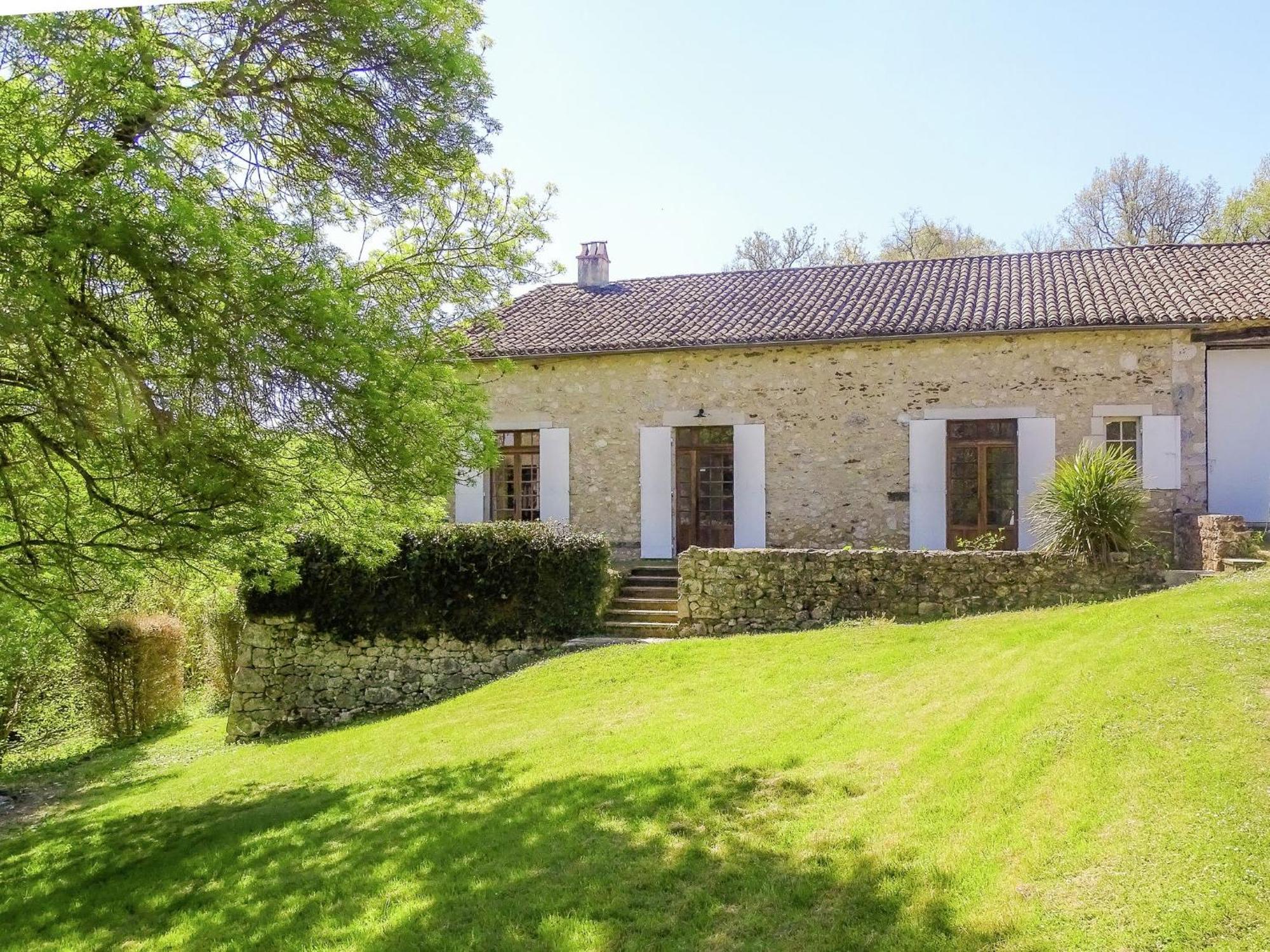 Villa Warm Mansion With Swimming Pool In Sigoul S Pomport Exterior foto